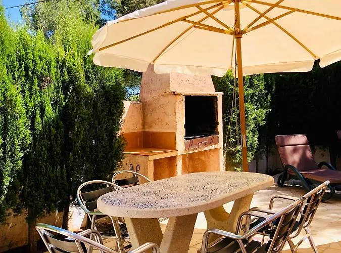 Casa Diego Ibiza 招待所 4*